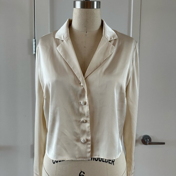 Isalis Shirt - Picture 1 of 9